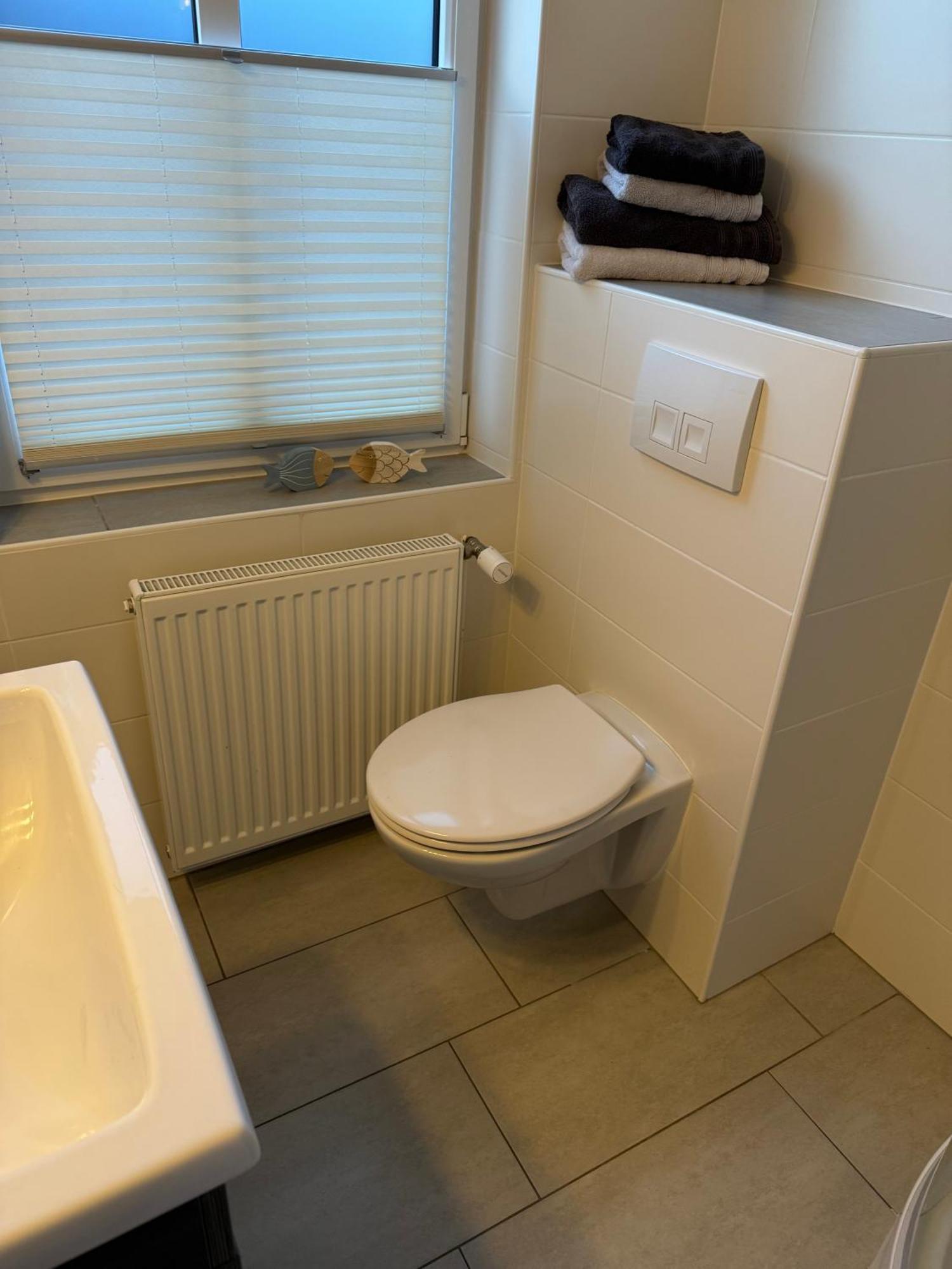 הוסום Ferienwohnung „Ole Karkenwech“ Husum-Roedemis מראה חיצוני תמונה